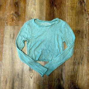 LONG SLEEVE CROP TOP!!